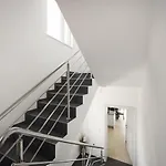 Bluemare Apartment