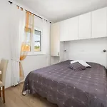 Apartment Bluemare Pakostane