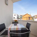 Bluemare Apartment Pakostane
