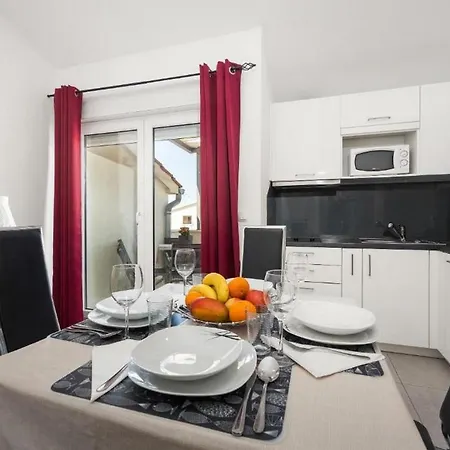 Apartment Bluemare *