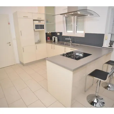 アパート Bluemare