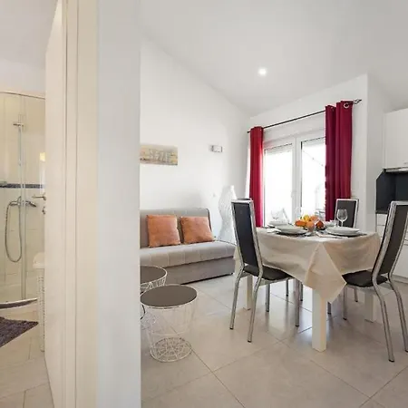 Bluemare アパート *