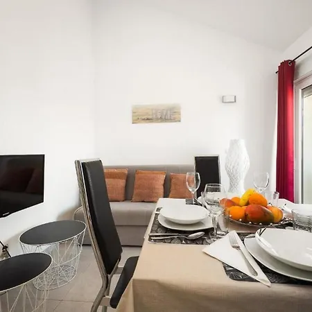 Bluemare アパート