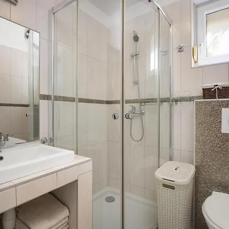 アパート Bluemare Pakoštane