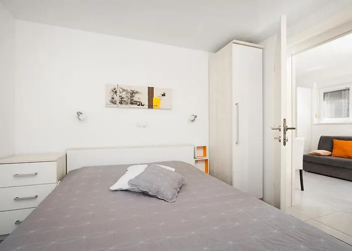 Апартаменты Bluemare *