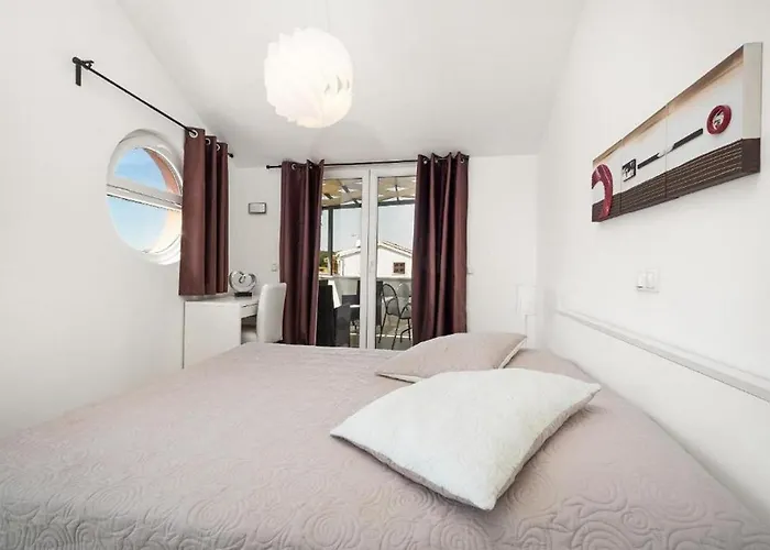 Bluemare Пакоштане